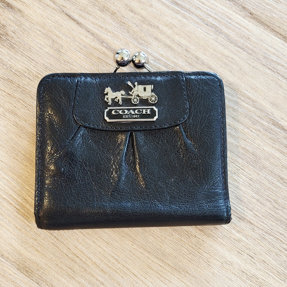Coach Kisslock Madison Wallet